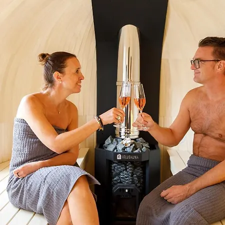 Auszeitgarten - Urlaub Im Tinyhaus Im Herzen Von Oberschwaben Aulendorf